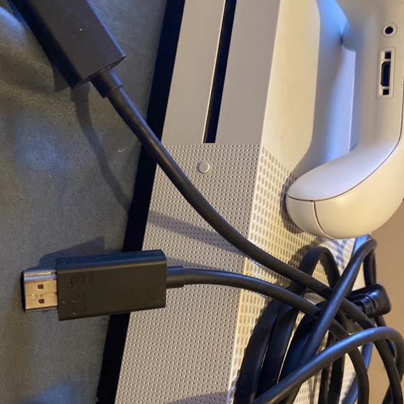 XboxOneS - Picture 2 of 5